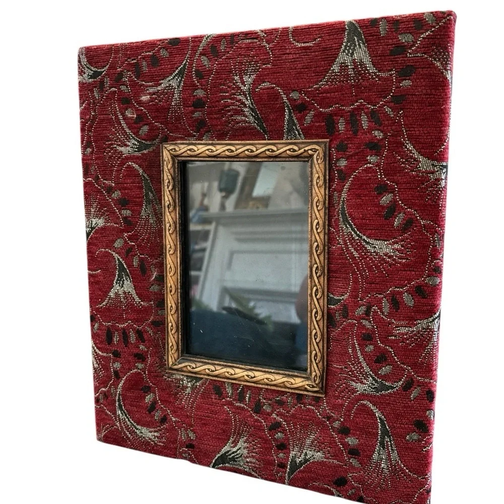 VTG Tapestry 4X6 Picture Frame Dark Red Gold Scroll Trim Desk Top Wall 13X11
